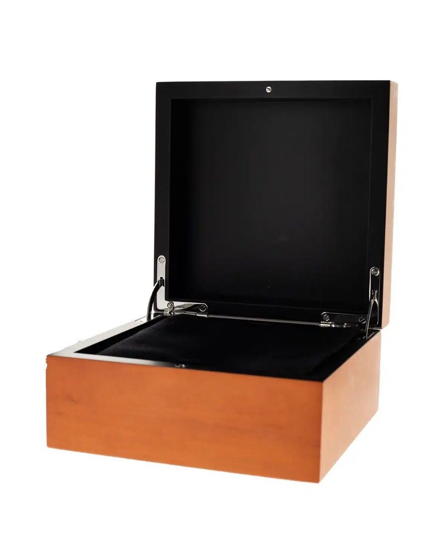 Panerai Luminor Black Dial Titanium Men's Watch PAM01305