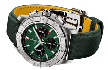 Breitling Avenger B01 Chronograph 42 Green Dial Men's Watch AB0146101L1X1